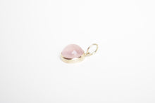 Load image into Gallery viewer, Rose Quartz Pendant in Gold
