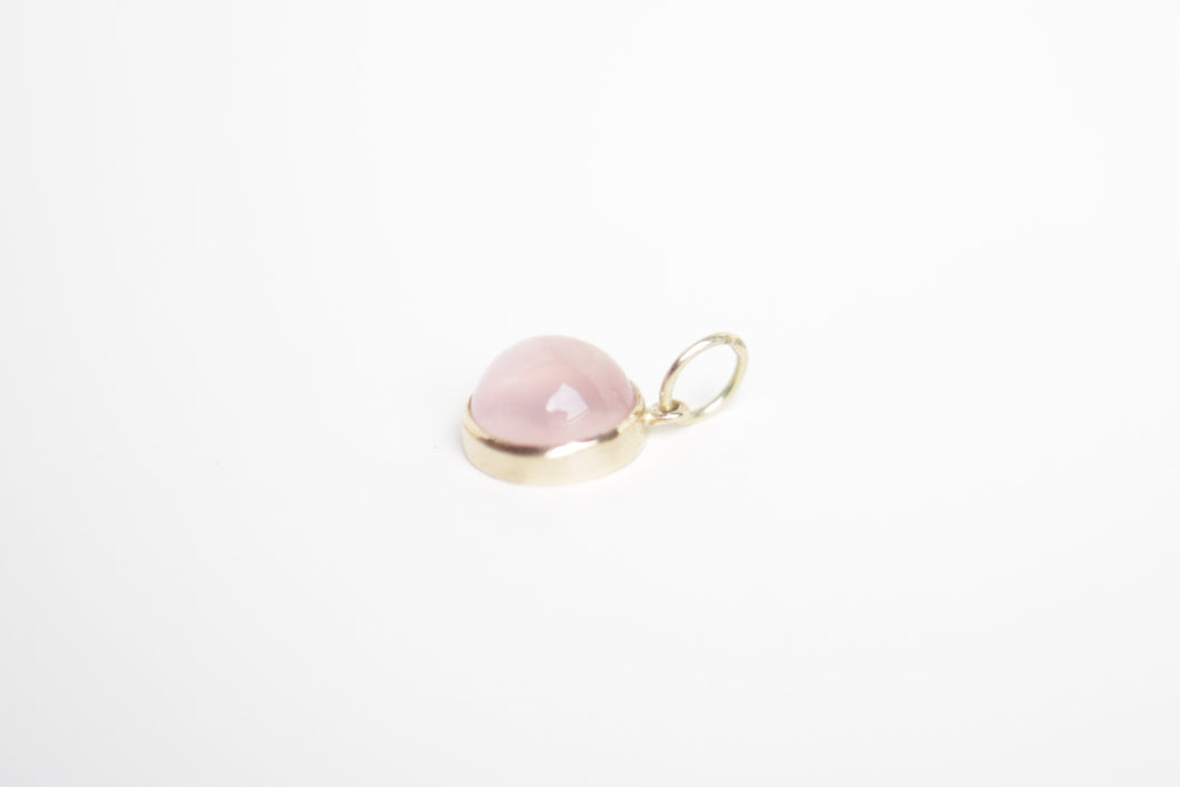 Rose Quartz Pendant in Gold